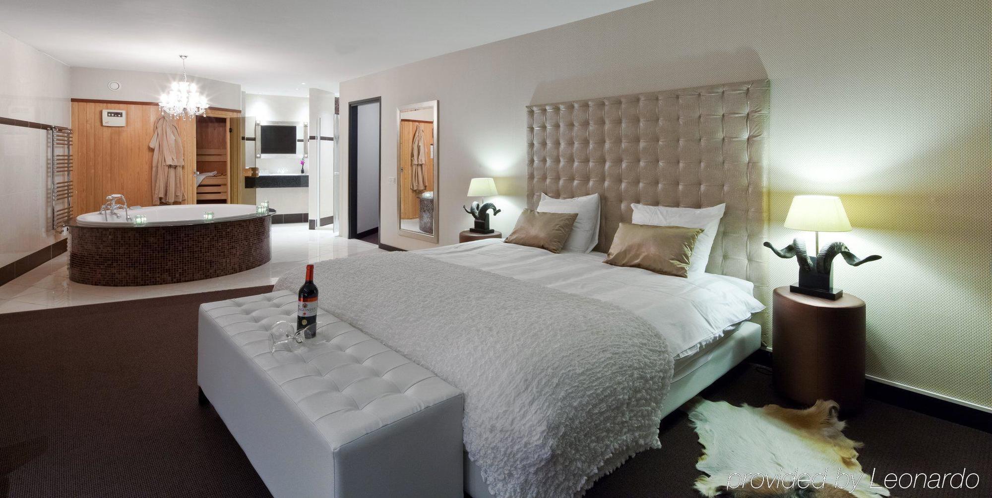 Van Der Valk Hotel Wieringermeer Wieringerwerf Extérieur photo